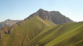 Перевал Комсомолец - 2700 м.